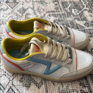 Vans Serio Collection Lowlands CC JMP NWOT size 8